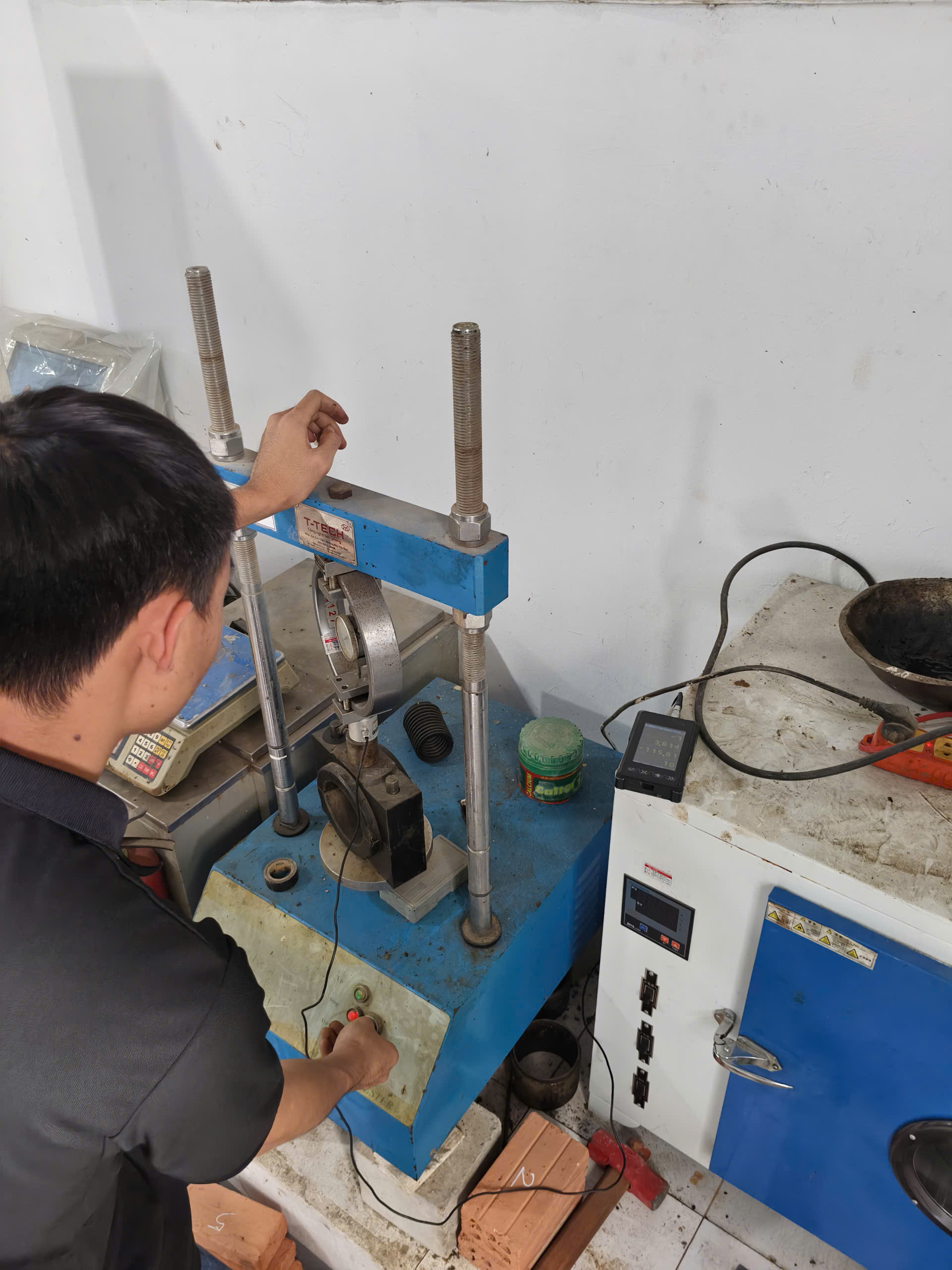 Thí nghiệm nhựa đường